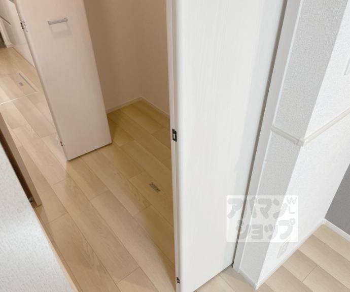 【オーサム　ヴィレッジ　京都桂】間取