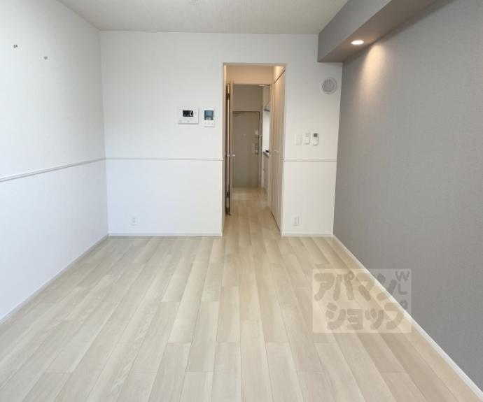 【オーサム　ヴィレッジ　京都桂】間取