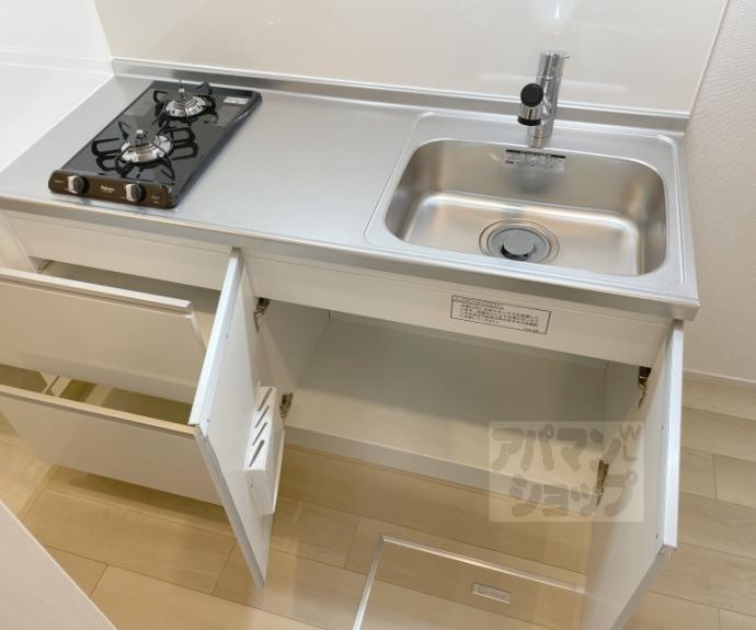 【オーサム　ヴィレッジ　京都桂】間取