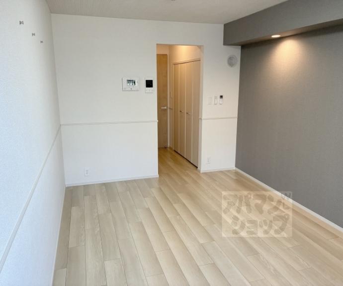 【オーサム　ヴィレッジ　京都桂】間取