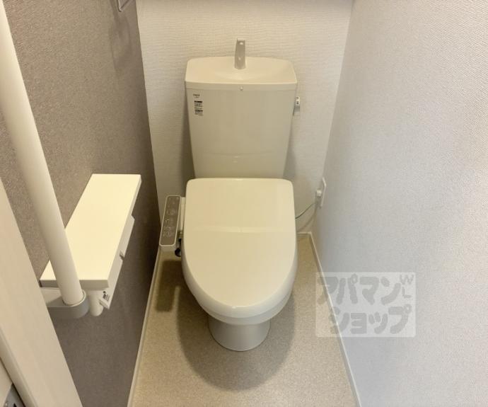 【オーサム　ヴィレッジ　京都桂】間取