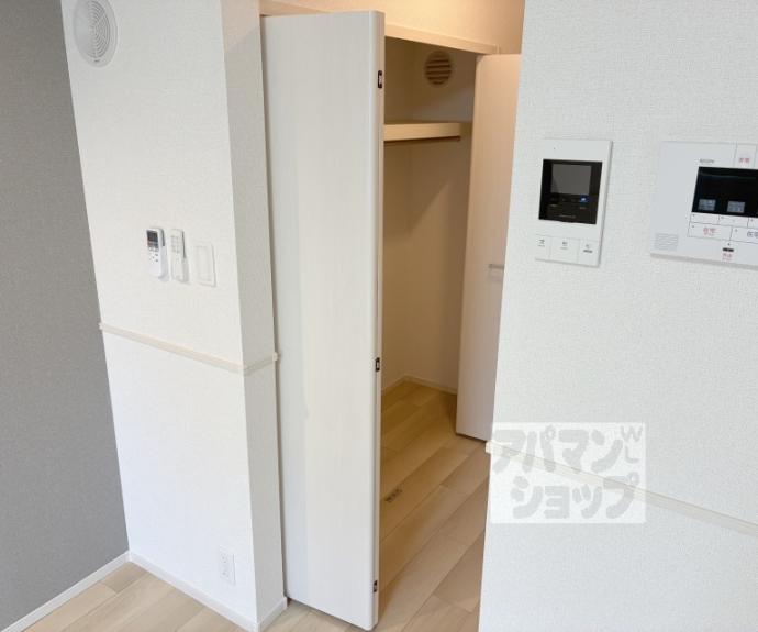 【オーサム　ヴィレッジ　京都桂】間取