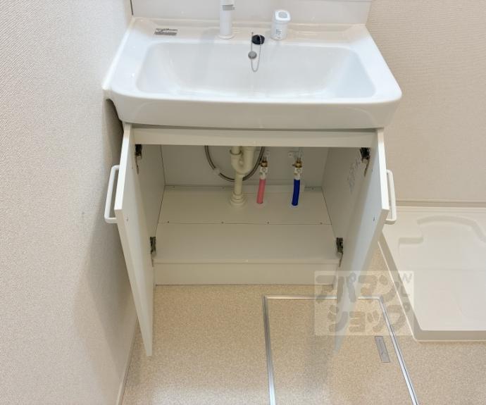 【オーサム　ヴィレッジ　京都桂】間取