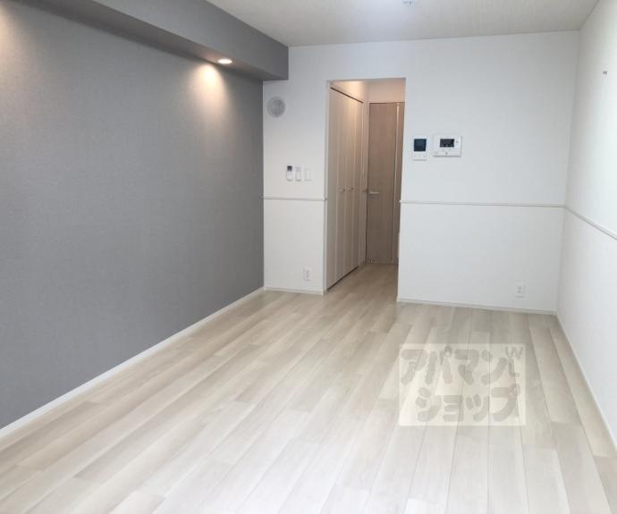 【オーサム　ヴィレッジ　京都桂】間取