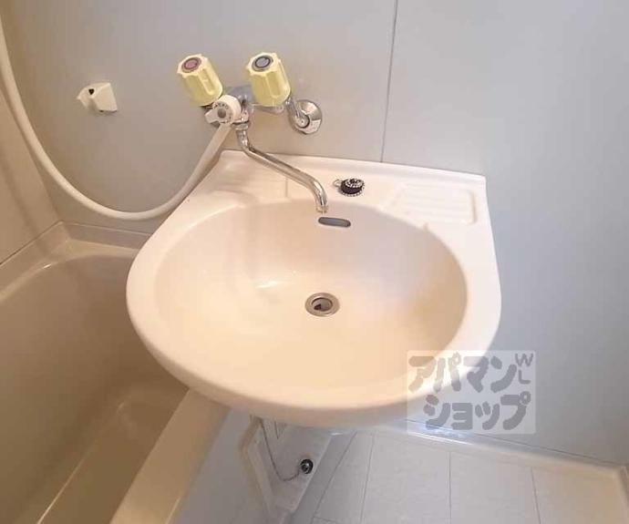 【サンシャインシルク嵯峨】間取