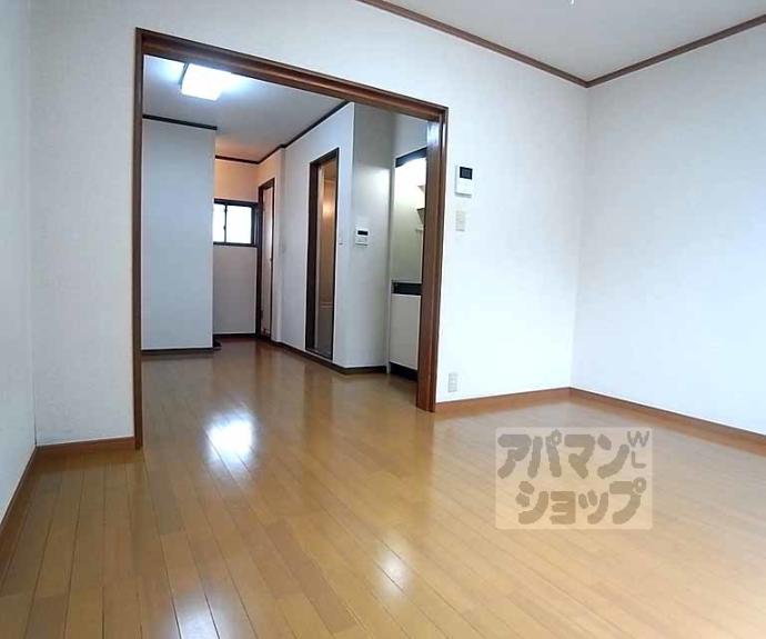 【サンシャインシルク嵯峨】間取