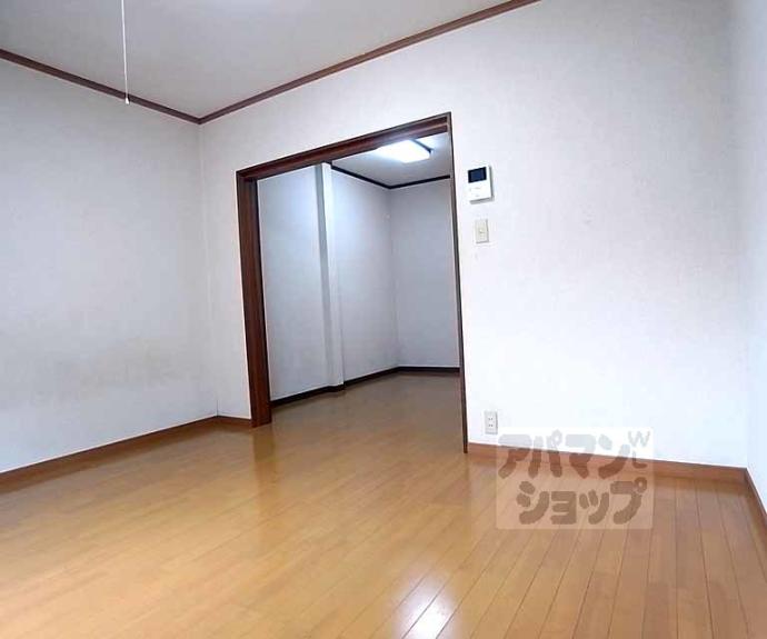 【サンシャインシルク嵯峨】間取