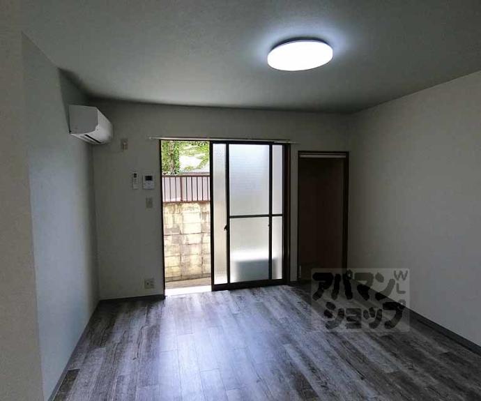 【サンシャインシルク嵯峨】間取