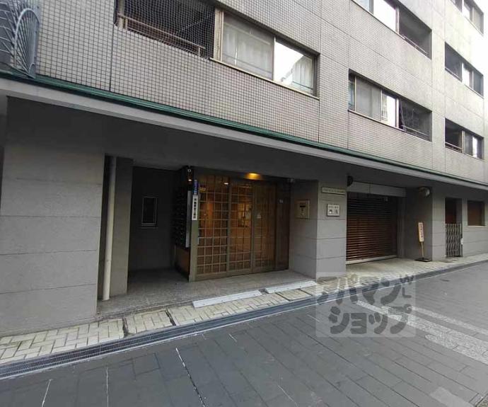 【ルミエール・ド・鴨川】間取