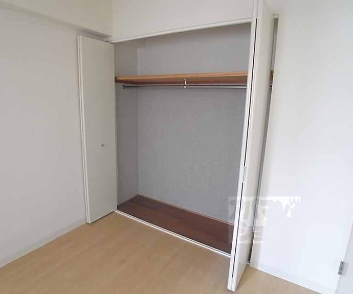 【ルミエール・ド・鴨川】間取