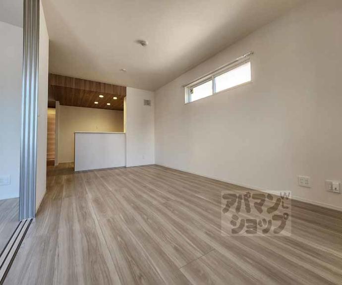 【Ｄ－ＲＯＯＭ西院小米町】間取