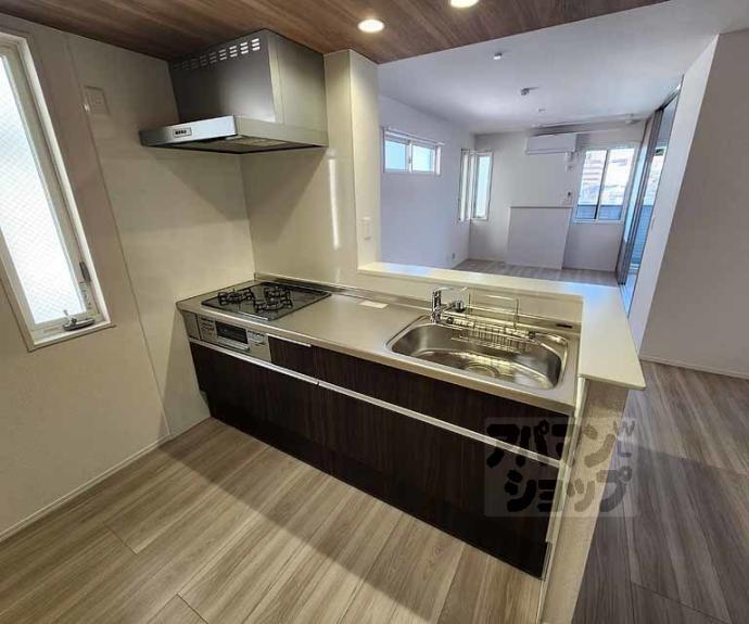 【Ｄ－ＲＯＯＭ西院小米町】間取