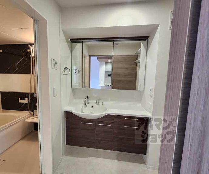 【Ｄ－ＲＯＯＭ西院小米町】間取