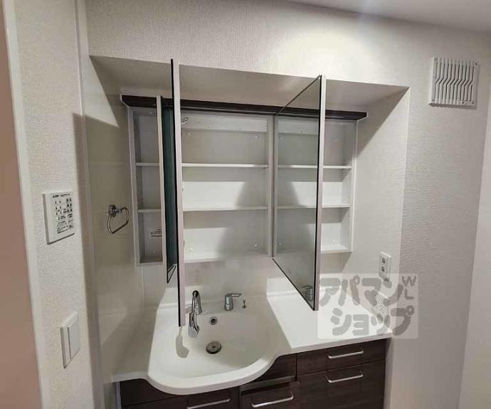 【Ｄ－ＲＯＯＭ西院小米町】間取