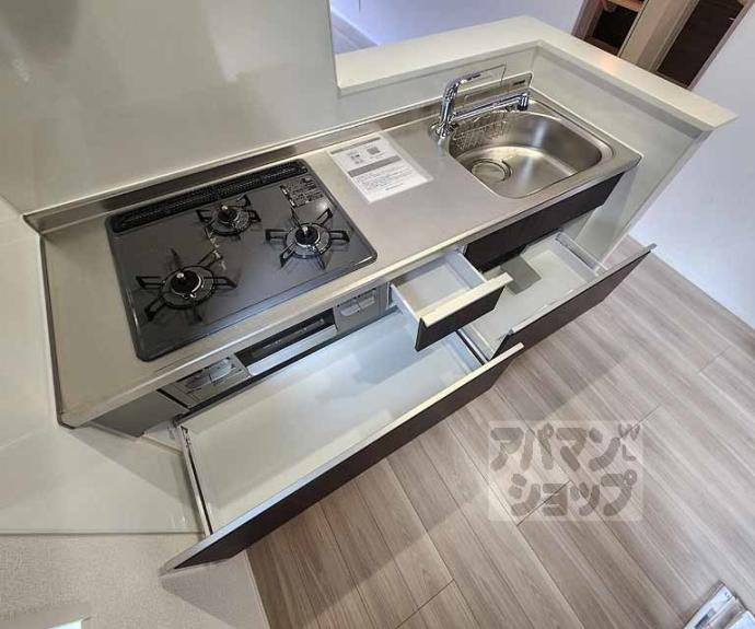 【Ｄ－ＲＯＯＭ西院小米町】間取