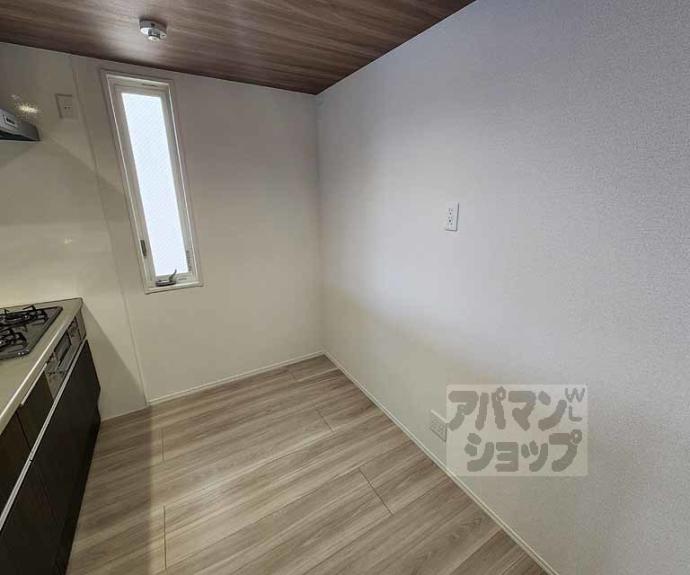 【Ｄ－ＲＯＯＭ西院小米町】間取