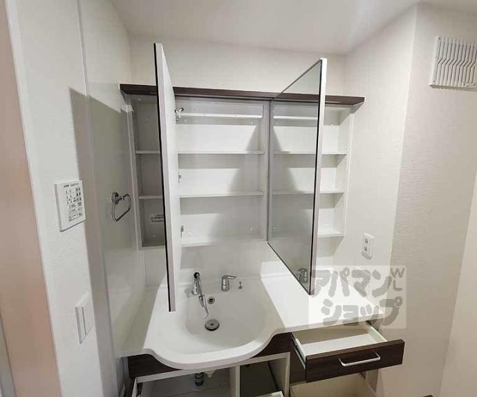 【Ｄ－ＲＯＯＭ西院小米町】間取