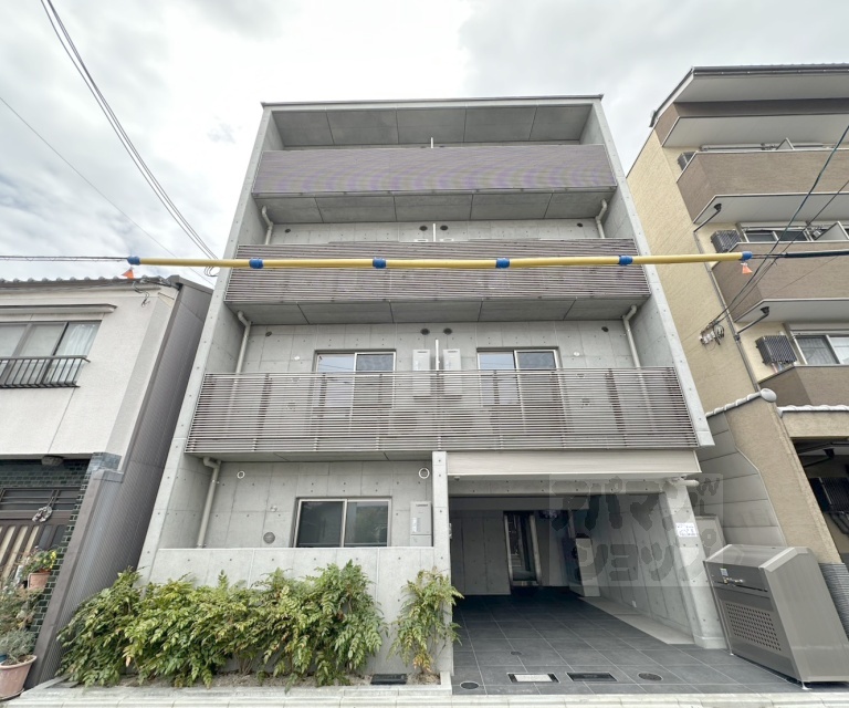 Ｌｉｖｅ　Ｆｌａｔ京都西院