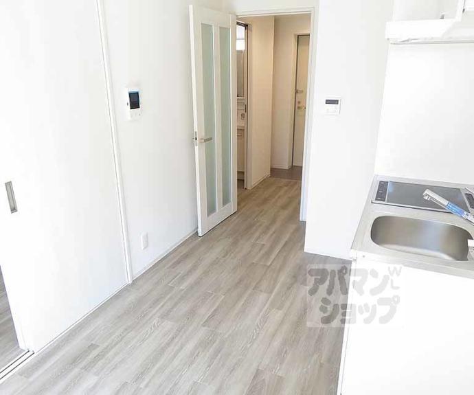 【Ｌｉｖｅ　Ｆｌａｔ京都西院】間取