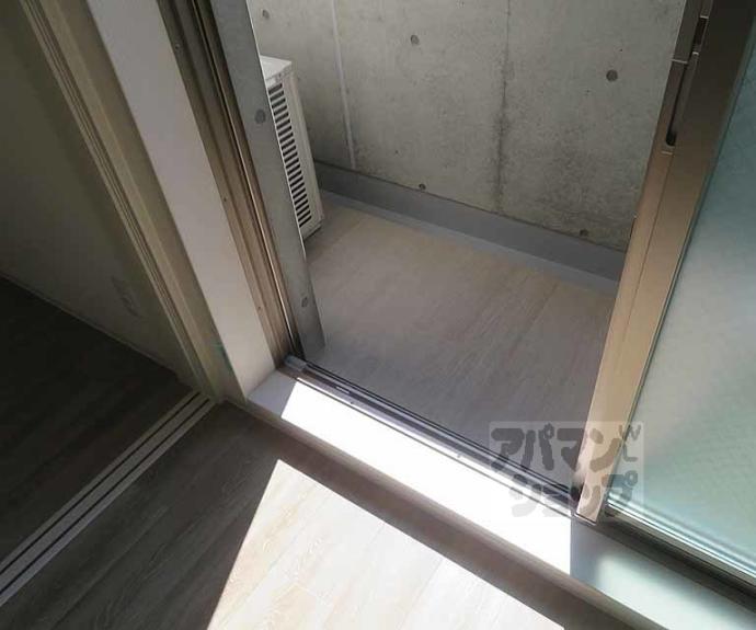 【Ｌｉｖｅ　Ｆｌａｔ京都西院】