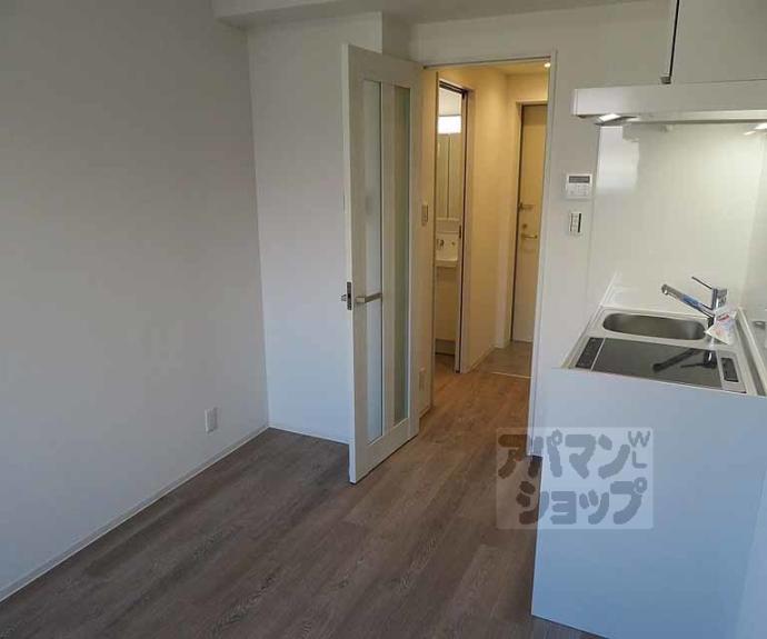 【Ｌｉｖｅ　Ｆｌａｔ京都西院】間取