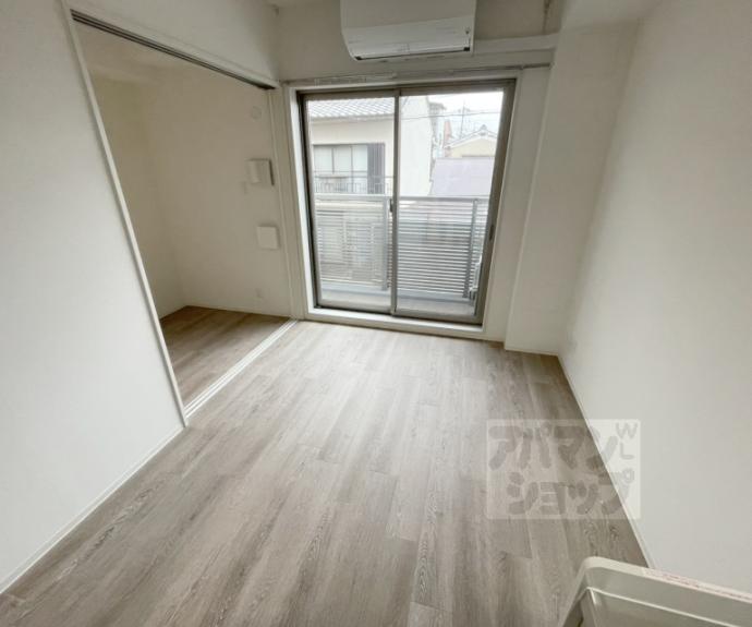 【Ｌｉｖｅ　Ｆｌａｔ京都西院】間取