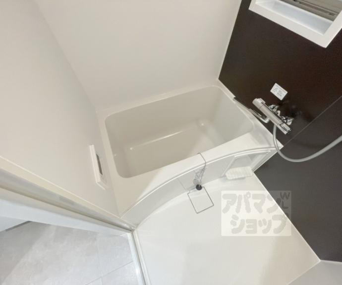 【Ｌｉｖｅ　Ｆｌａｔ京都西院】間取