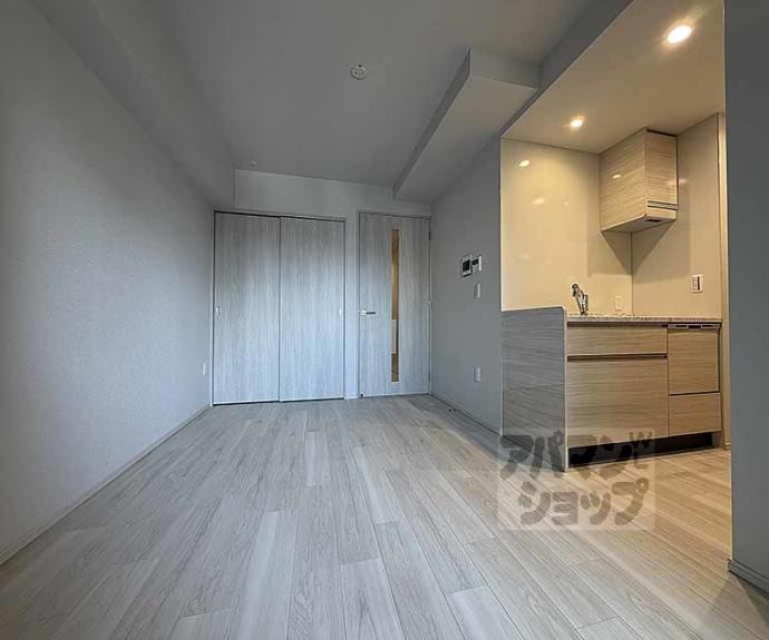 【レーベン京都河原町】間取