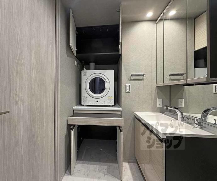 【レーベン京都河原町】間取