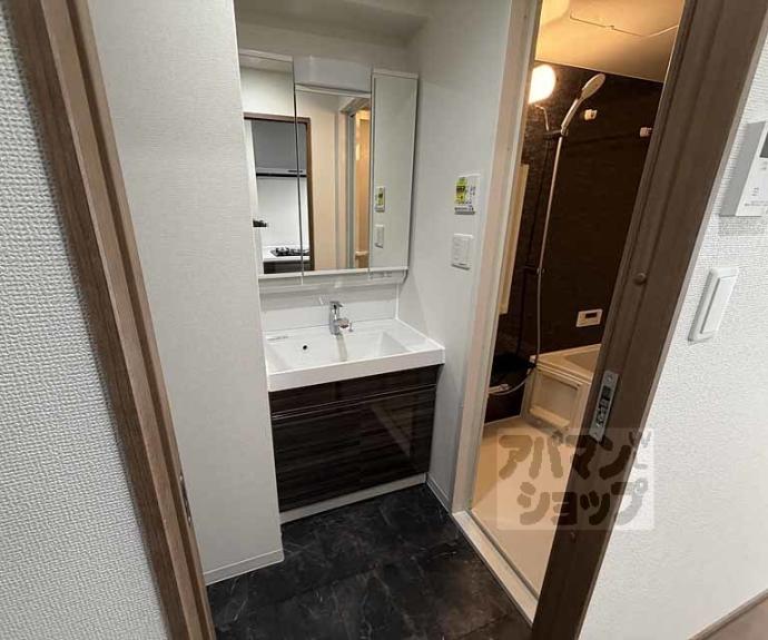 【ベラジオ雅び京都西院Ⅱ】間取