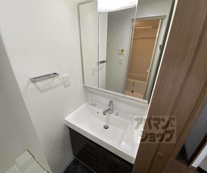 【ベラジオ雅び京都西院Ⅱ】間取