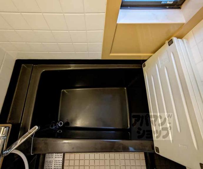 【こじんまりした木の家】間取