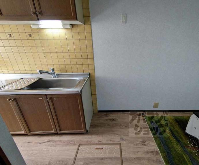 【こじんまりした木の家】間取