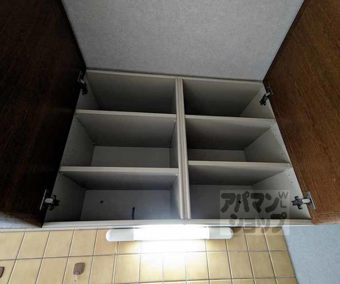 【こじんまりした木の家】間取