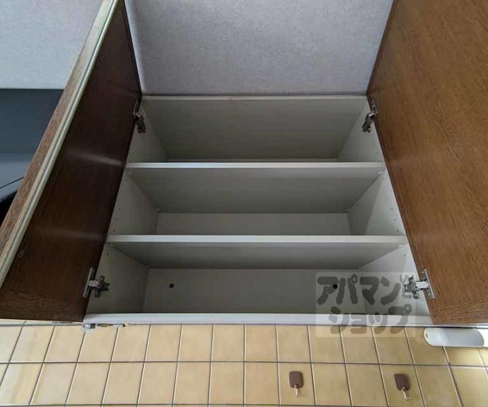 【こじんまりした木の家】間取