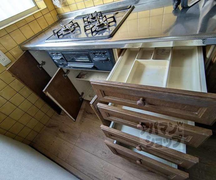 【こじんまりした木の家】間取