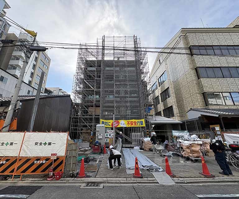 ＳＩＬＫ　ＨＯＵＳＥとなみ　３号館