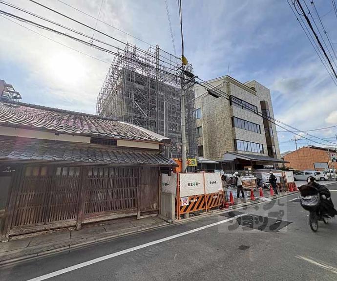 【SILK HOUSEとなみ 3号館】間取