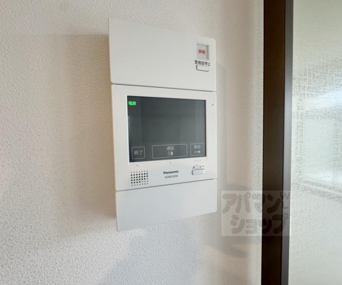 【ＳＩＬＫ　ＨＯＵＳＥとなみ　３号館】間取