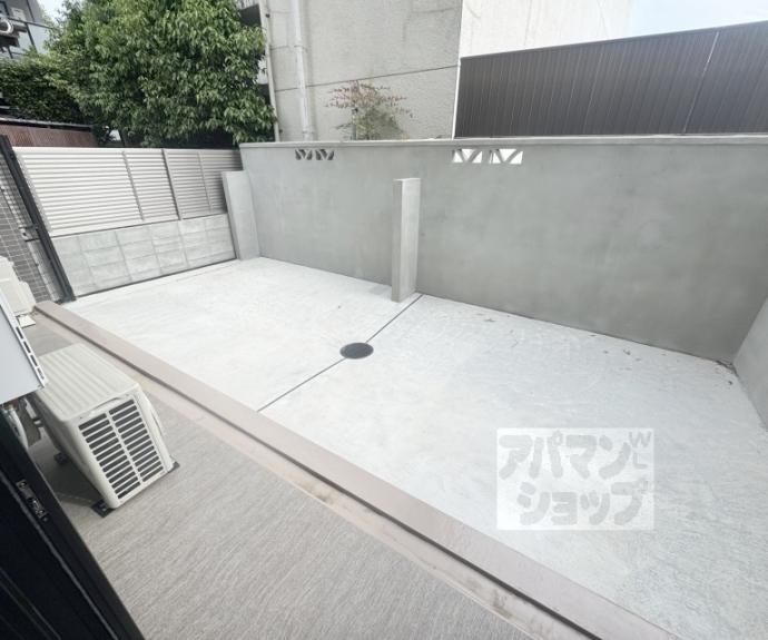 【ＳＩＬＫ　ＨＯＵＳＥとなみ　３号館】間取