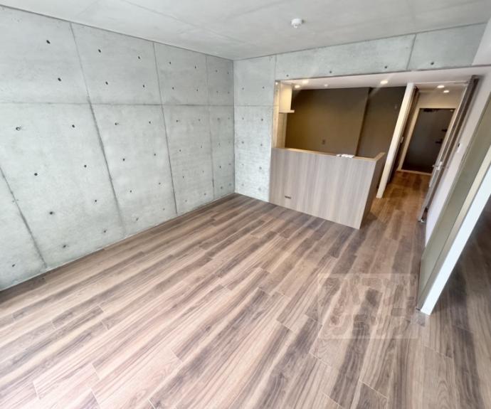 【ＳＩＬＫ　ＨＯＵＳＥとなみ　３号館】間取