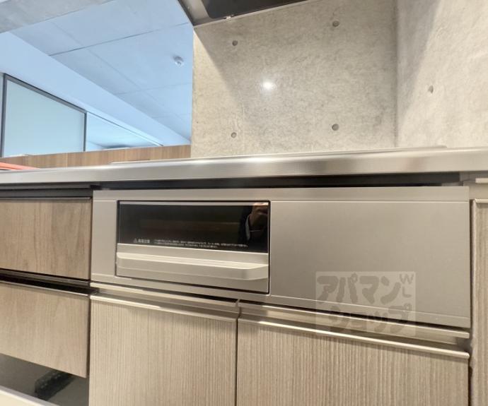 【ＳＩＬＫ　ＨＯＵＳＥとなみ　３号館】間取