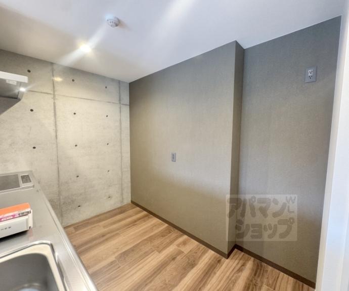 【ＳＩＬＫ　ＨＯＵＳＥとなみ　３号館】間取