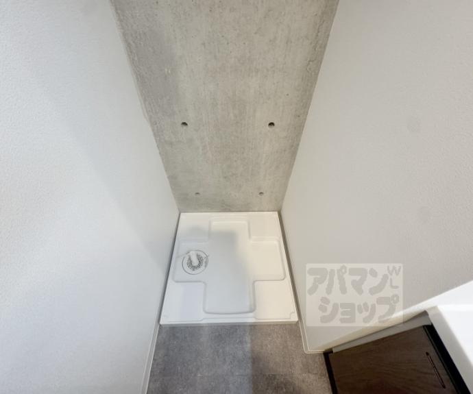 【ＳＩＬＫ　ＨＯＵＳＥとなみ　３号館】間取