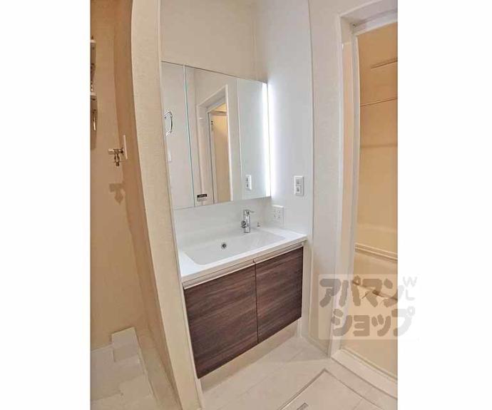 【ハイダウェイ両替町】間取