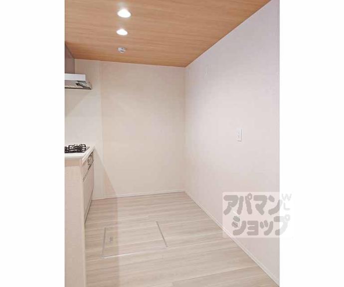 【ハイダウェイ両替町】間取