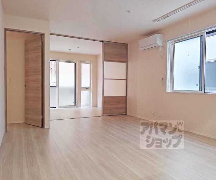 【ハイダウェイ両替町】間取