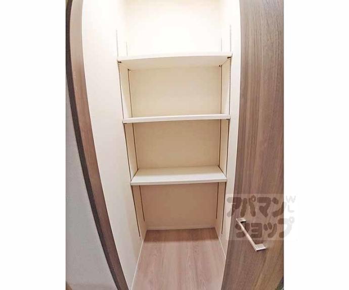 【ハイダウェイ両替町】間取