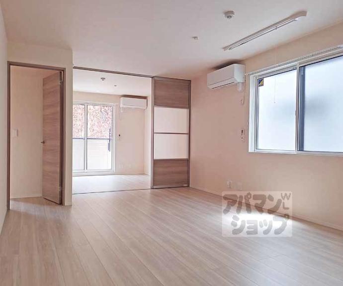 【ハイダウェイ両替町】間取