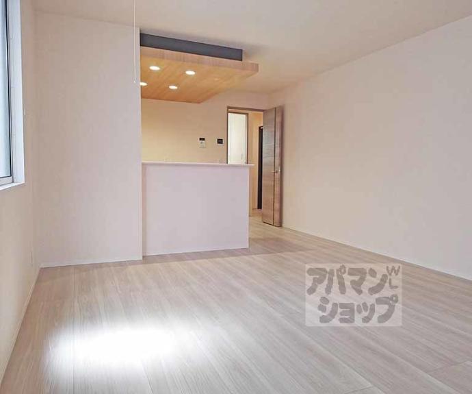 【ハイダウェイ両替町】間取